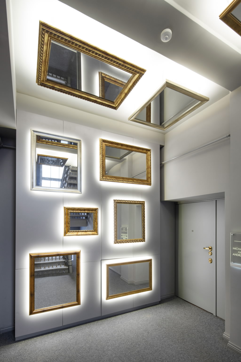 wondercase modernization of a staircase in the 19th century building in gliwice-6