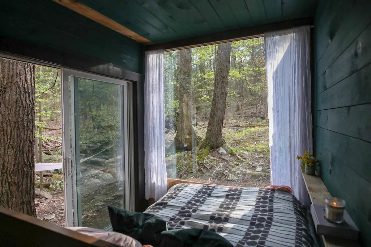 森林之居 | 集装箱改造的舒适度假屋-7