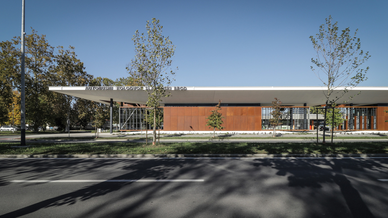 克罗地亚斯拉沃斯基·布罗德位巴士总站丨桑格勒+AVP 建筑师事务所-12