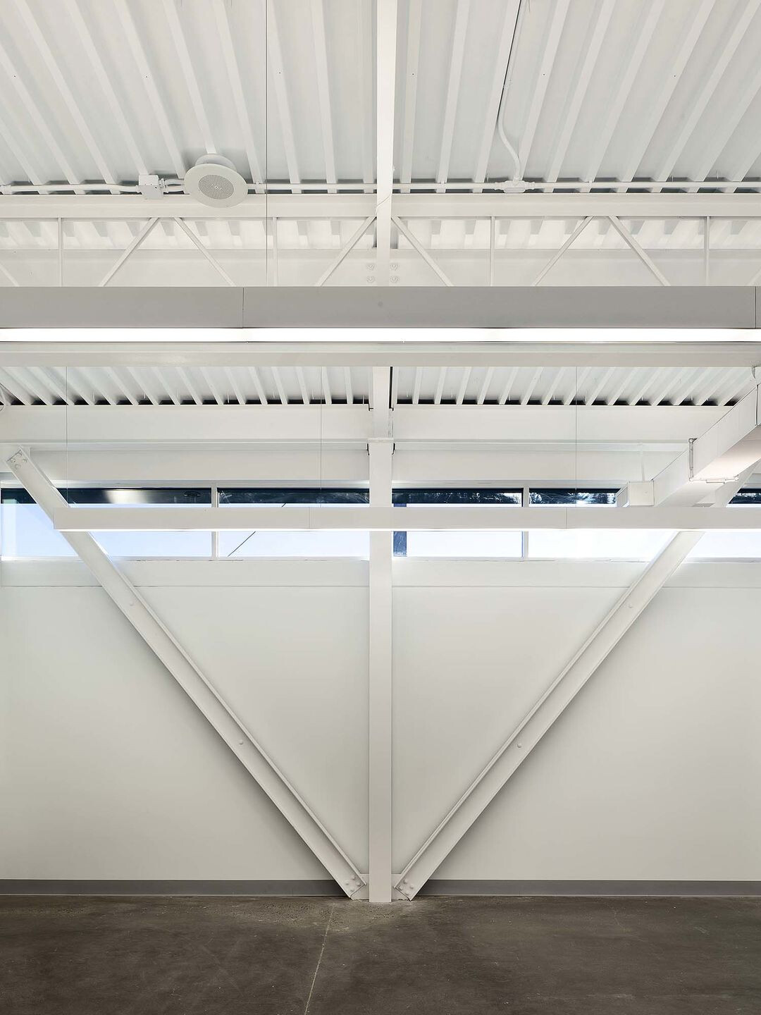 纽约警察局车辆存放设施-24