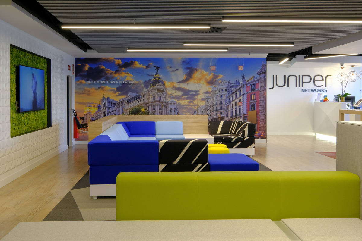 Juniper Networks 马德里办公室的革新设计-9