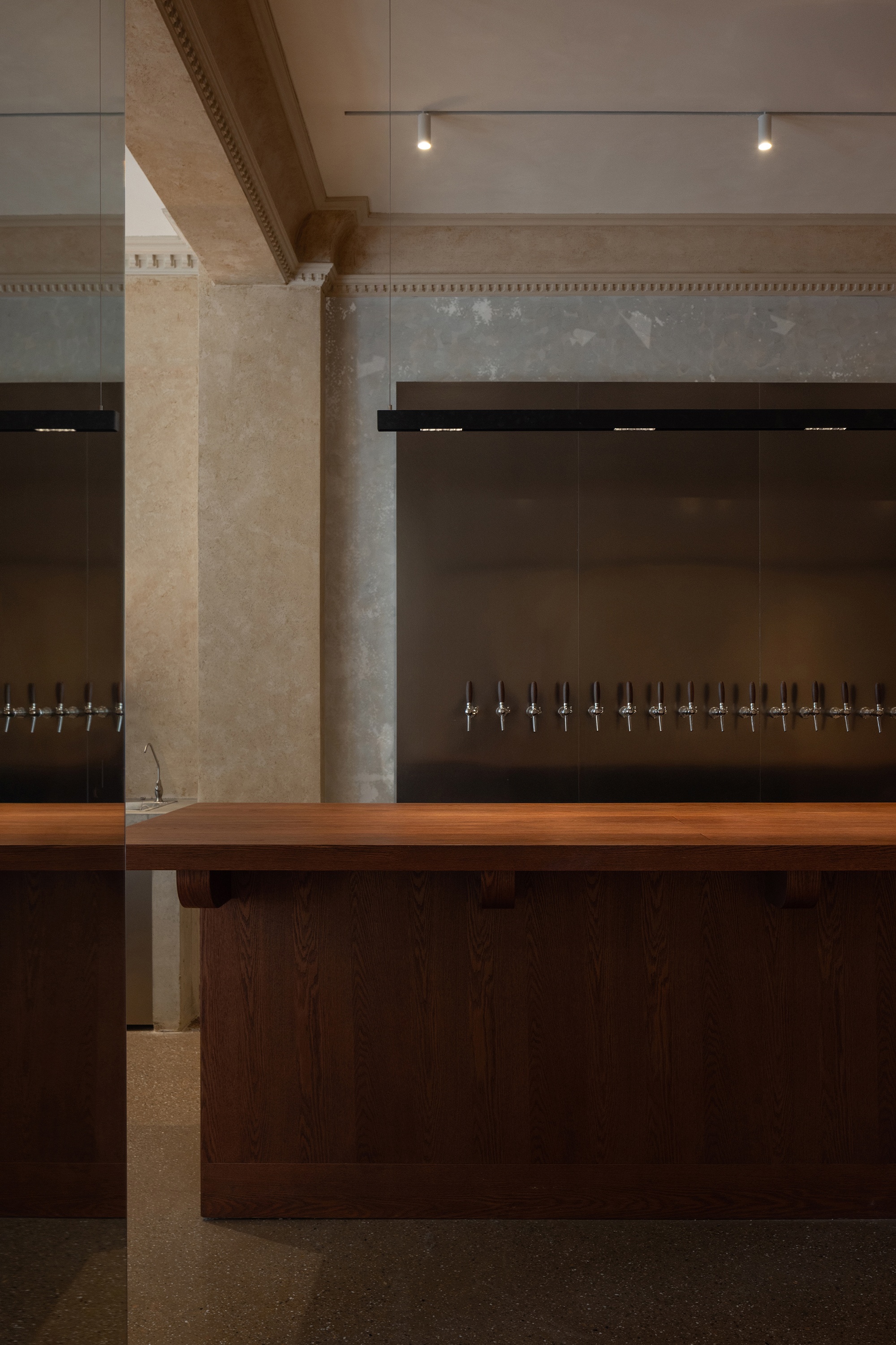 Cave·in虫洞日咖夜酒酒吧丨中国杭州-29