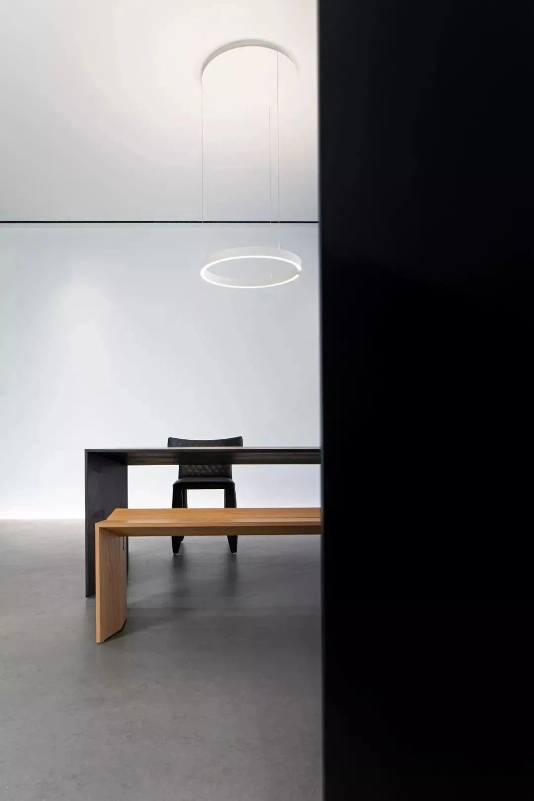 刘雯 700㎡极简工作室丨W.DA 王践设计-51