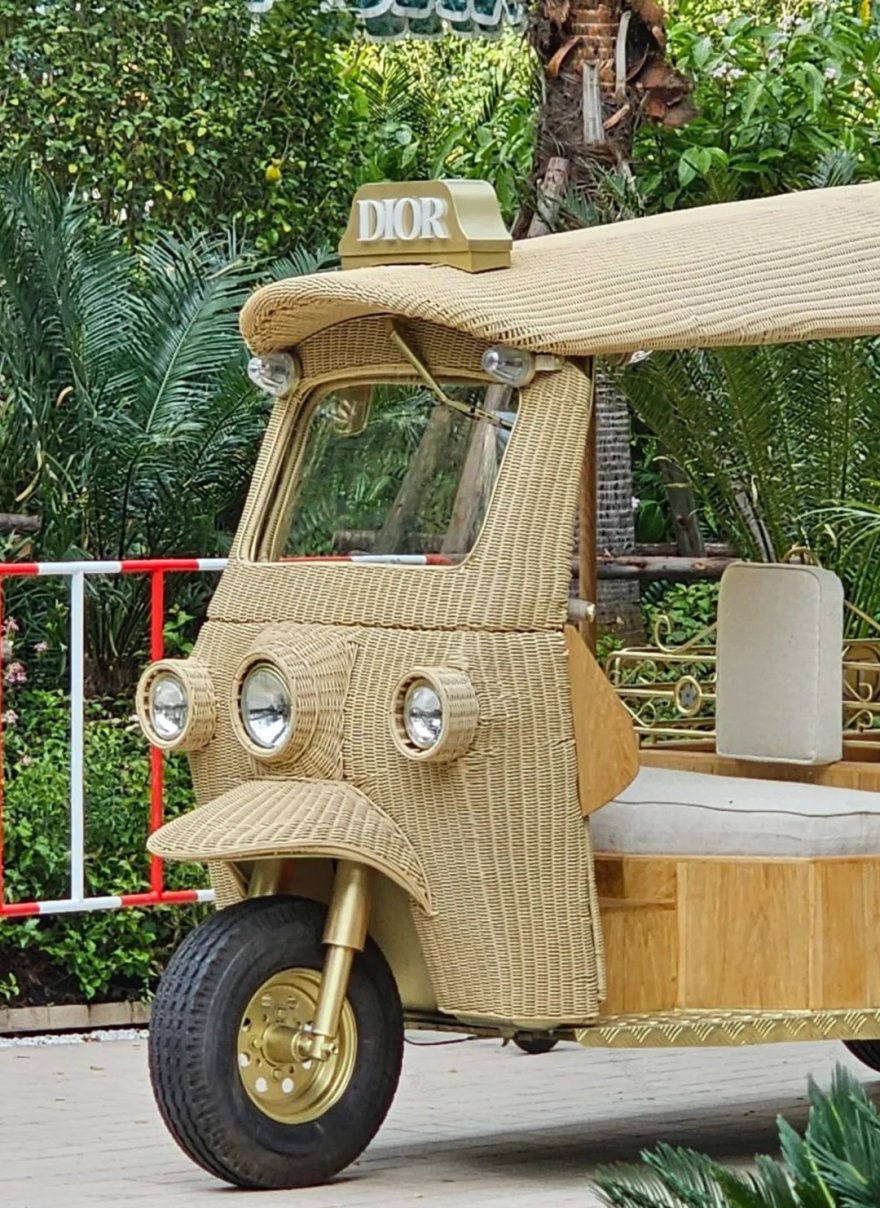 Dior 快闪店「黄金屋」丨泰国曼谷丨Dior 视觉营销创意总监 Luca Albero-96