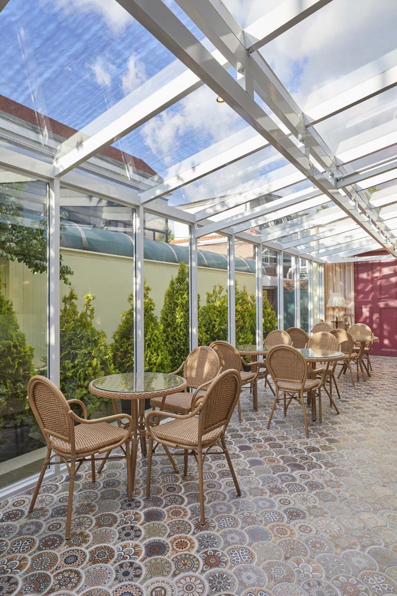 40 平咖啡厅的精致室内设计-14