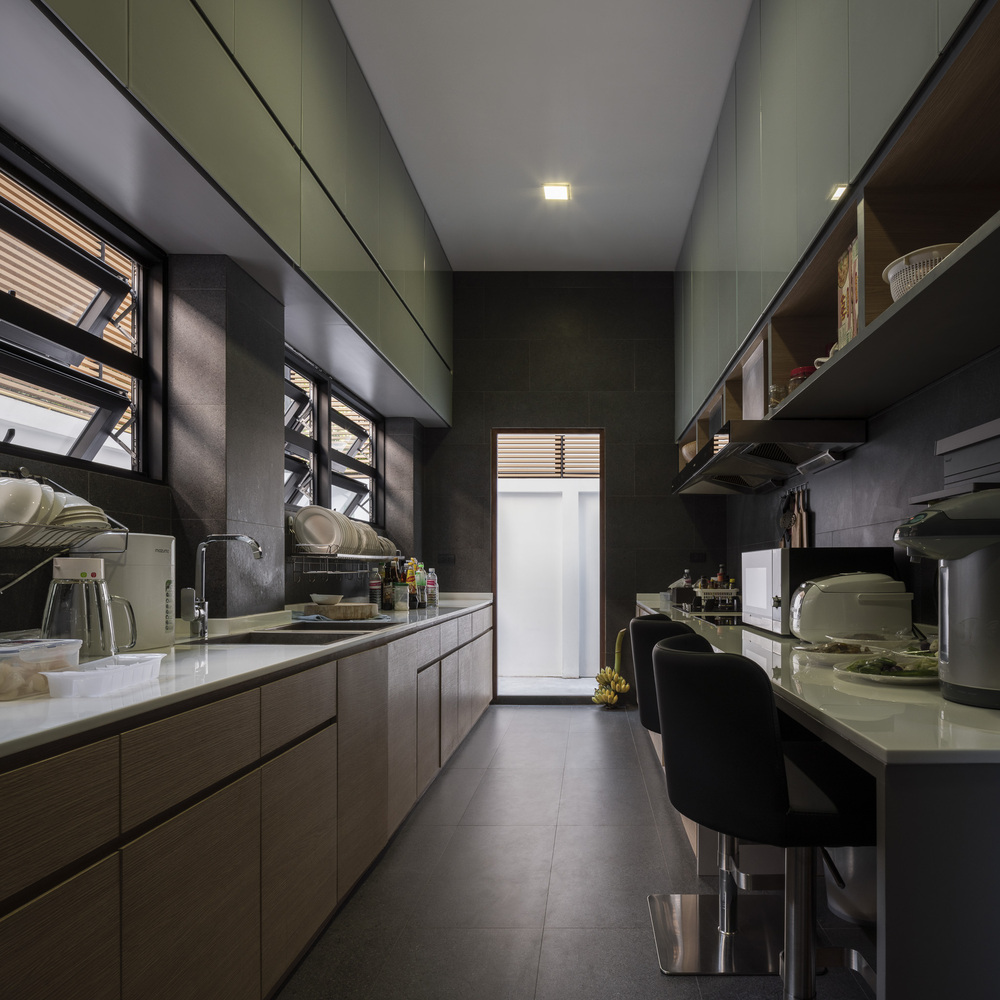 曼谷 898 平方米四口之家，多功能空间与温暖氛围的完美结合-50