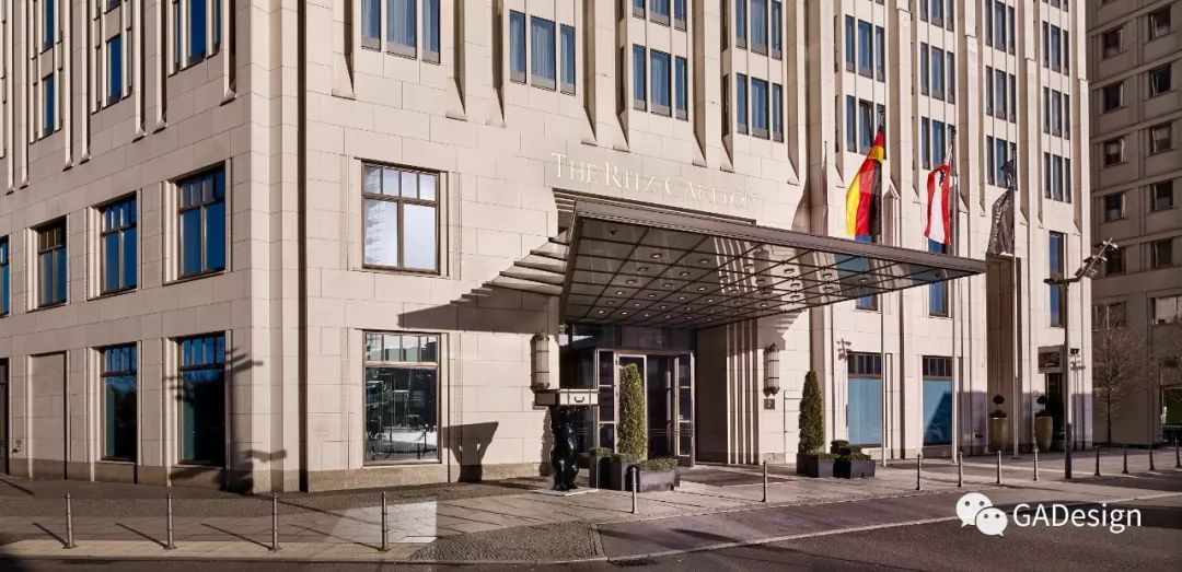 柏林丽思卡尔顿酒店 | 穿越时空的 Art Deco 魅力-1