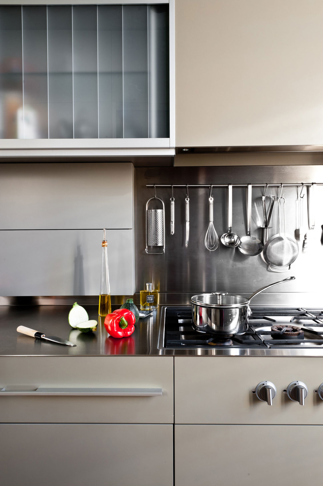 法国波尔多前办公室变公寓，Daphné Serrado 打造现代住宅空间-17