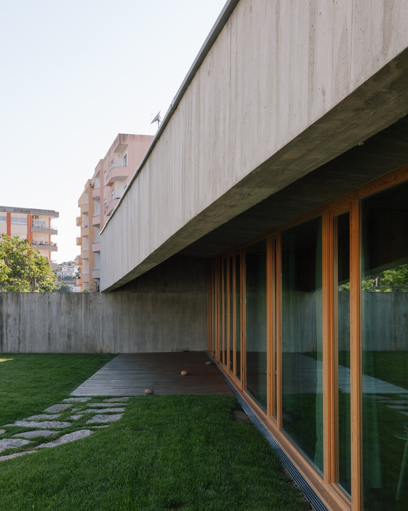 葡萄牙三角屋丨Nuno Brandão Costa-28