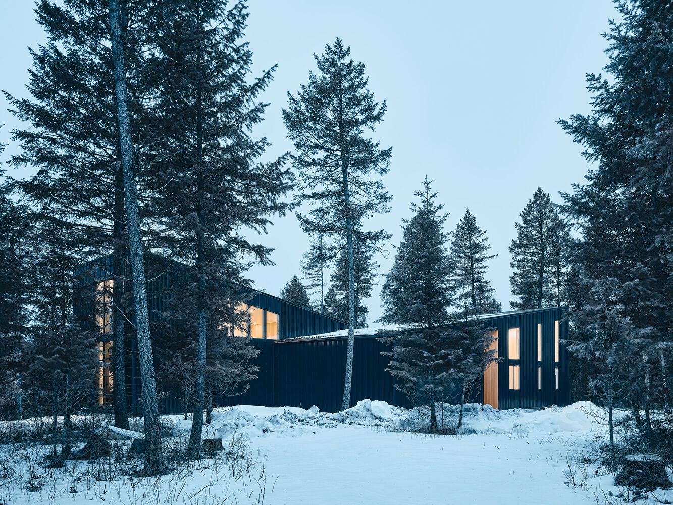 冰川纵横交错山脉灵感度假屋设计丨美国蒙大拿丨蒙大拿州建筑师卡文  科斯特洛,牧场矿山-11