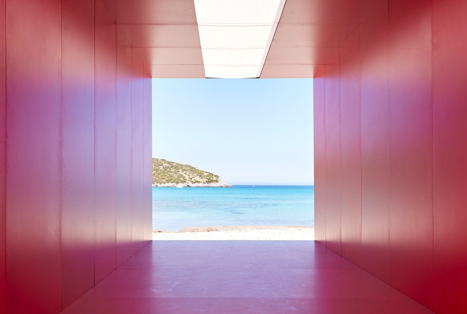 Prada 2022 男装春夏秀场丨意大利米兰丨AMO,OMA（Rem Koolhaas 为作者）-5