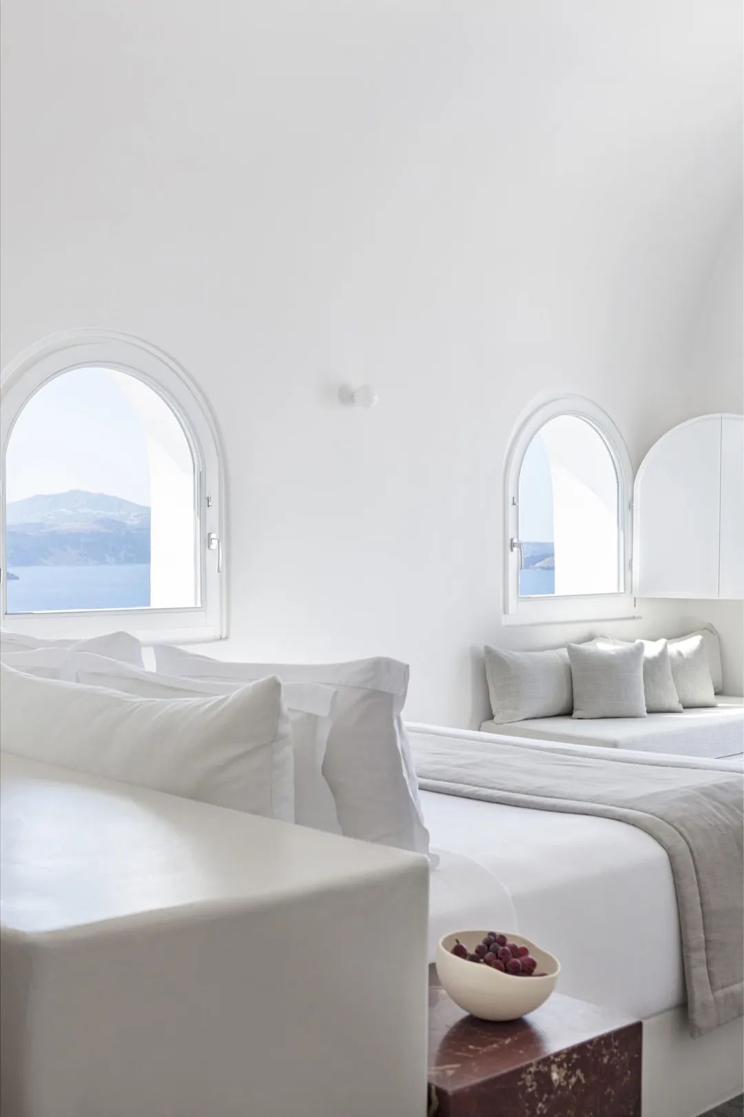 Santorini 纯白洞穴式观景别墅丨希腊丨Kapsimalis Architects-54