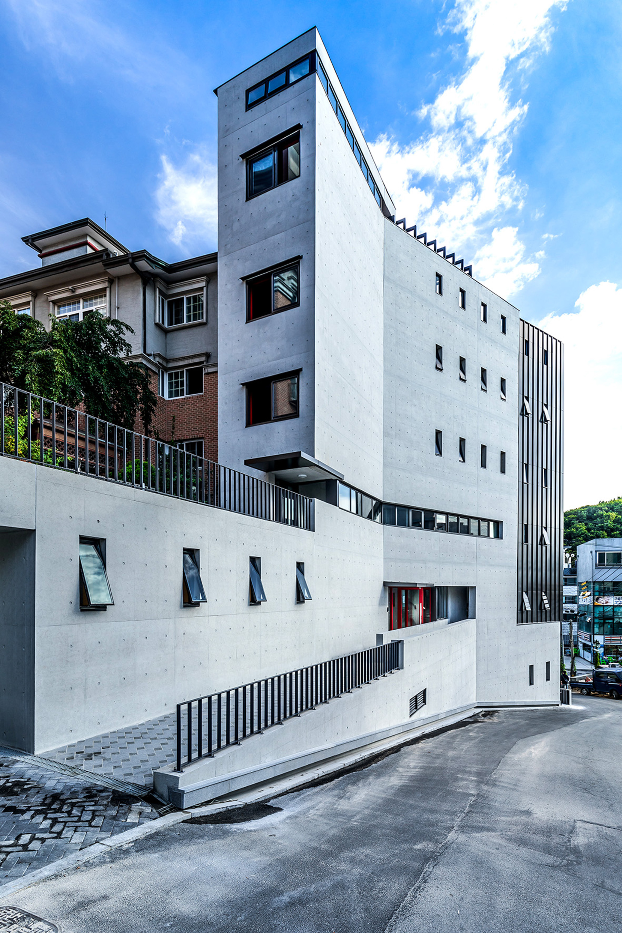 首尔市中心“半公共”小巷办公空间-13