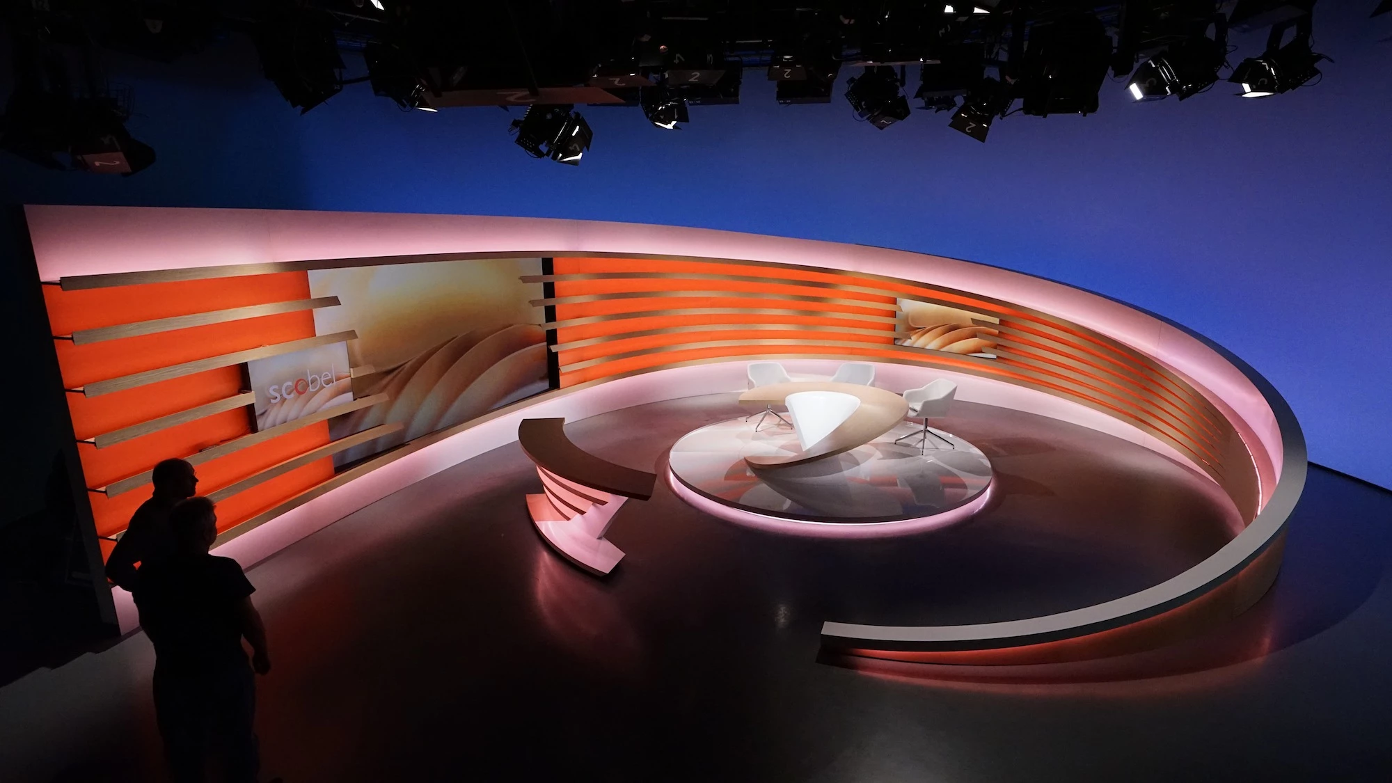 螺旋空间 · scobel 节目演播室设计-10