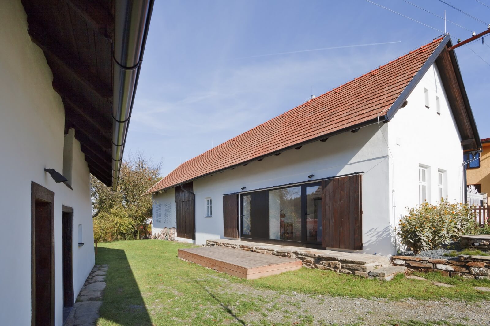 捷克Mladotice乡村老木屋改造项目-13