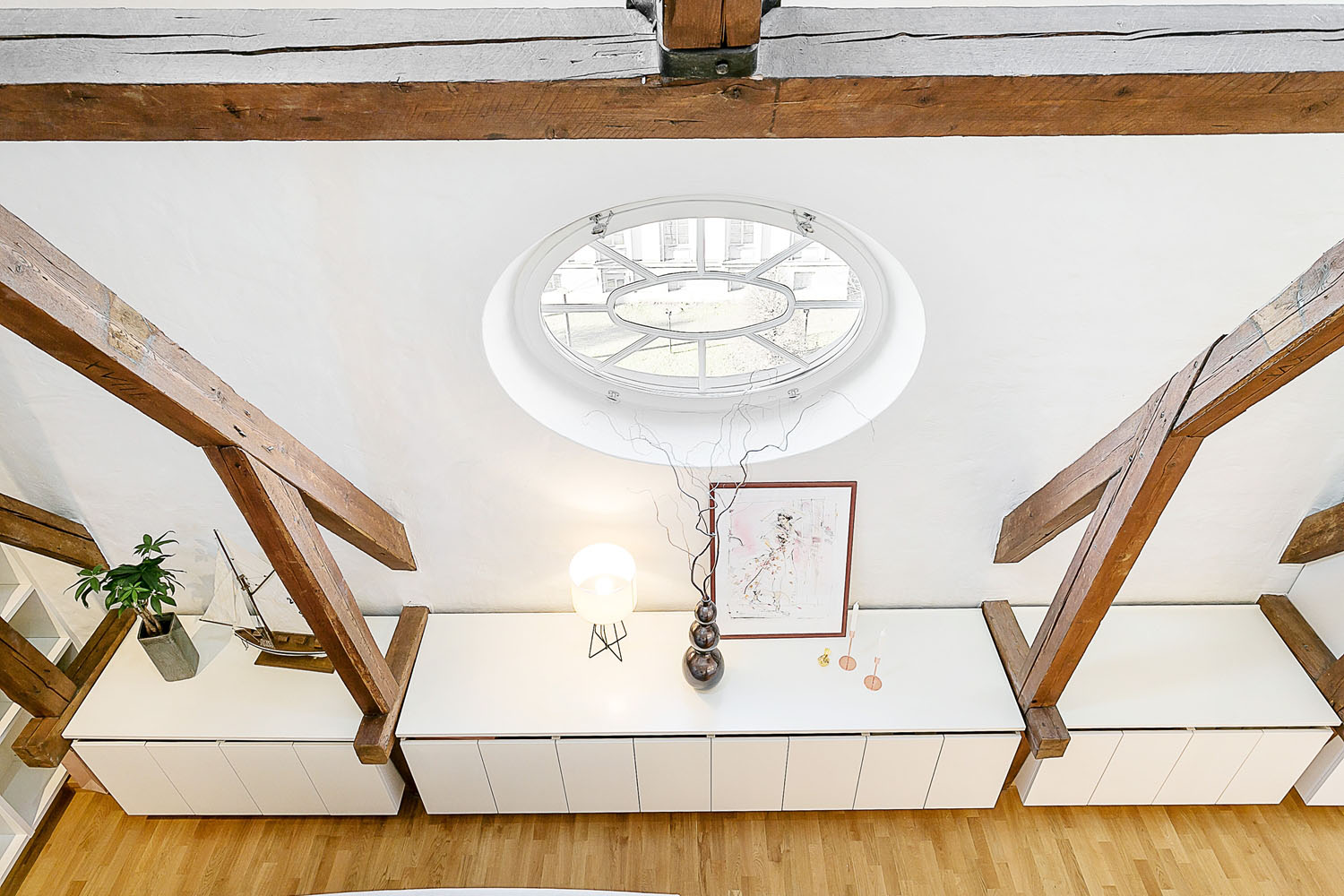 白色梦幻88平两居室公寓设计-19