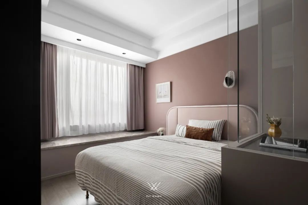 汇港城 120㎡精装房暗色调改造，咖色、蓝色、暖灰色展现沉稳旋律-60