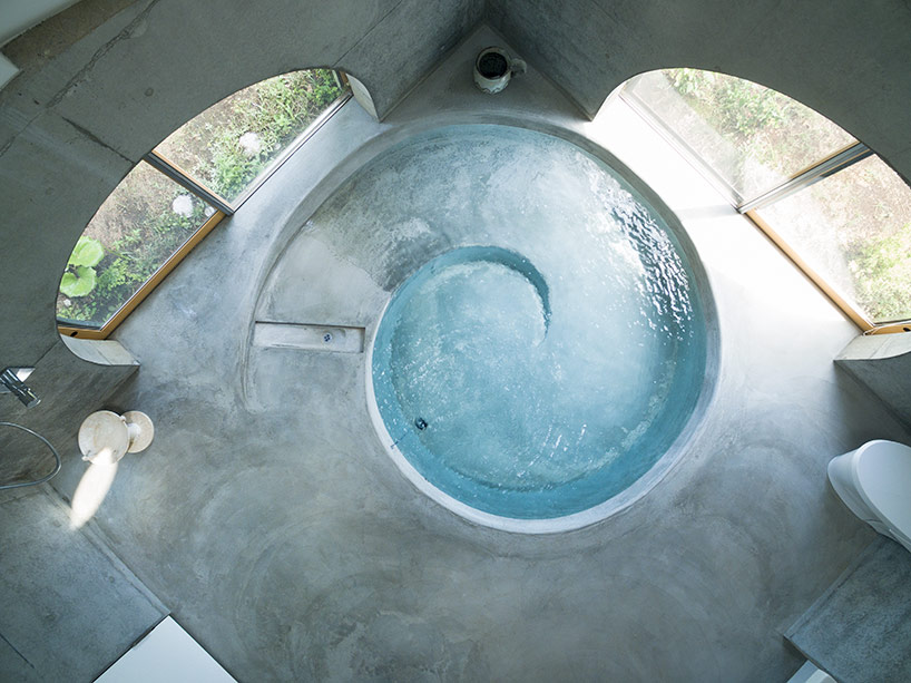 Inspiring Designs Highlighted By Sunken Tubs-18