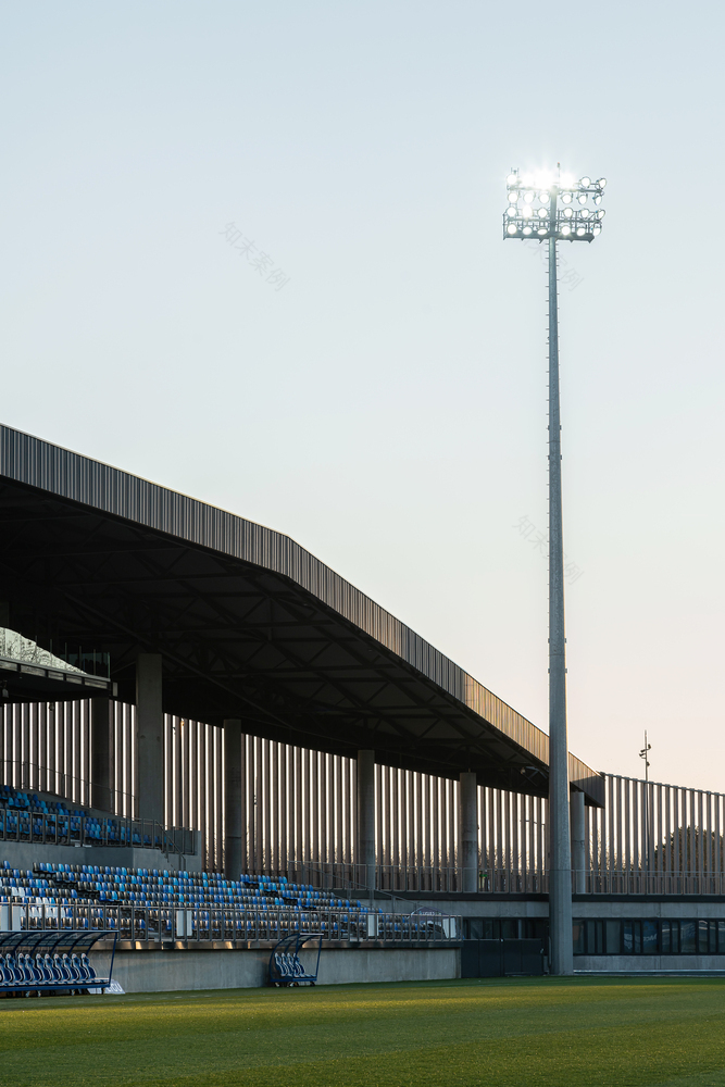 Tribut Stadium 足球场丨法国-38