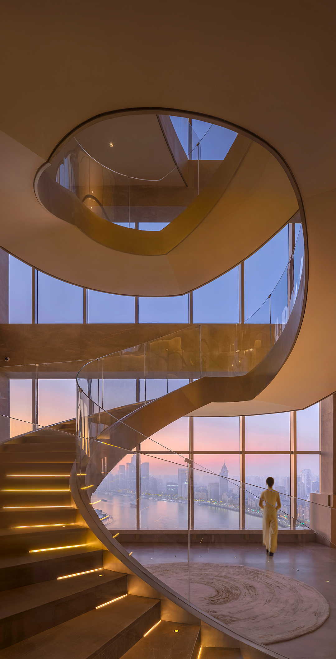 新作 · 赵睿 × 山石里予｜松弛的午后丨中国广州丨V2 纬图,OOD-159