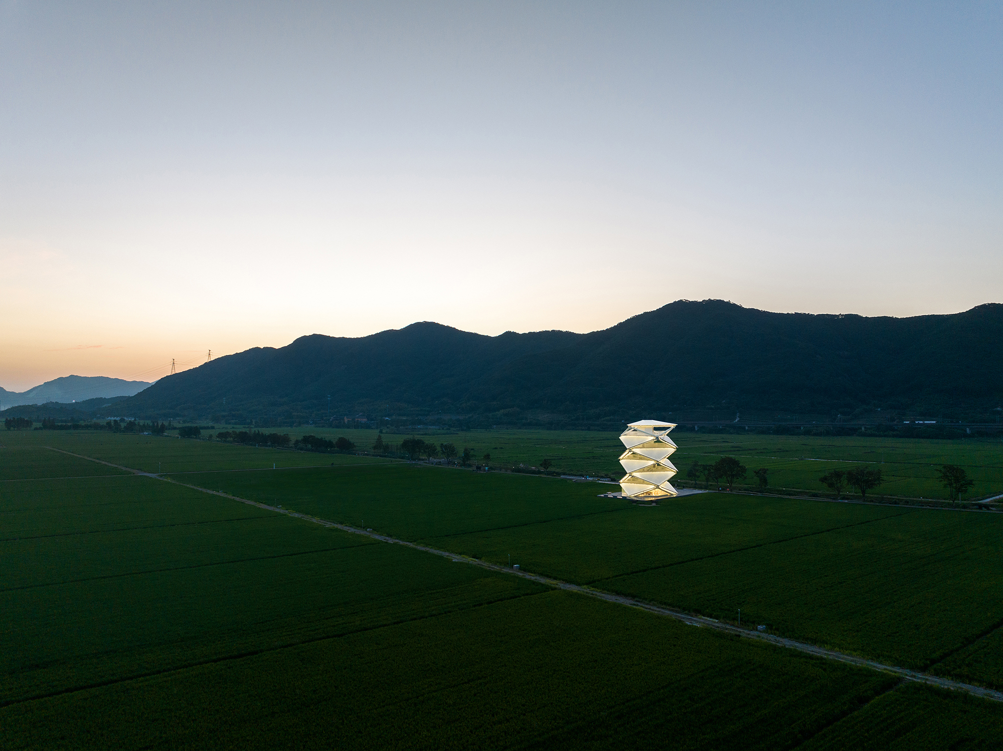 稻田中的灯塔丨中国宁波丨HDEC AIRCoLAB Studio-33