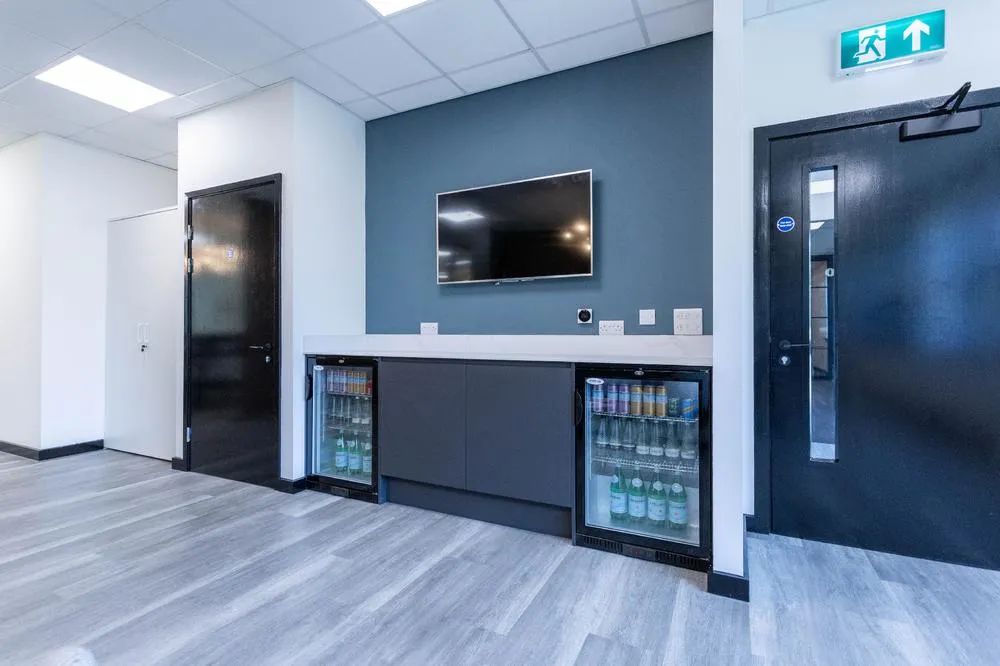 Fisher German 班伯里办公场所设计丨英国丨Arc Business Interiors-26