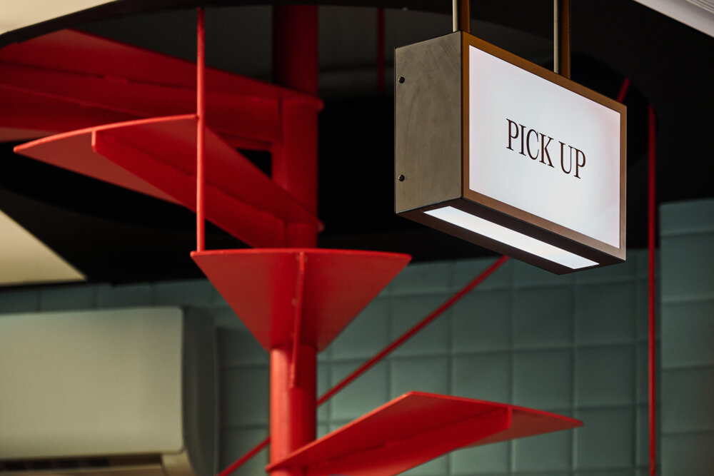 守旧的人披萨外卖丨希腊雅典丨Saint of Athens & ICD Designers-26