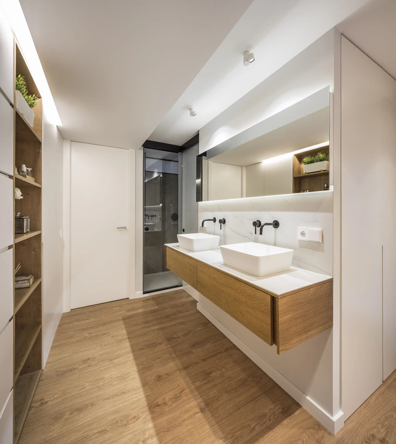 德国之家 | 旧楼中的自然光公寓-24