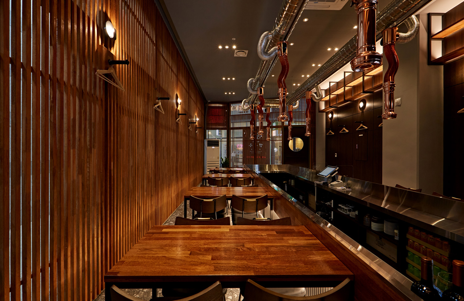 现代简约别墅设计，木材与石材的完美融合-6