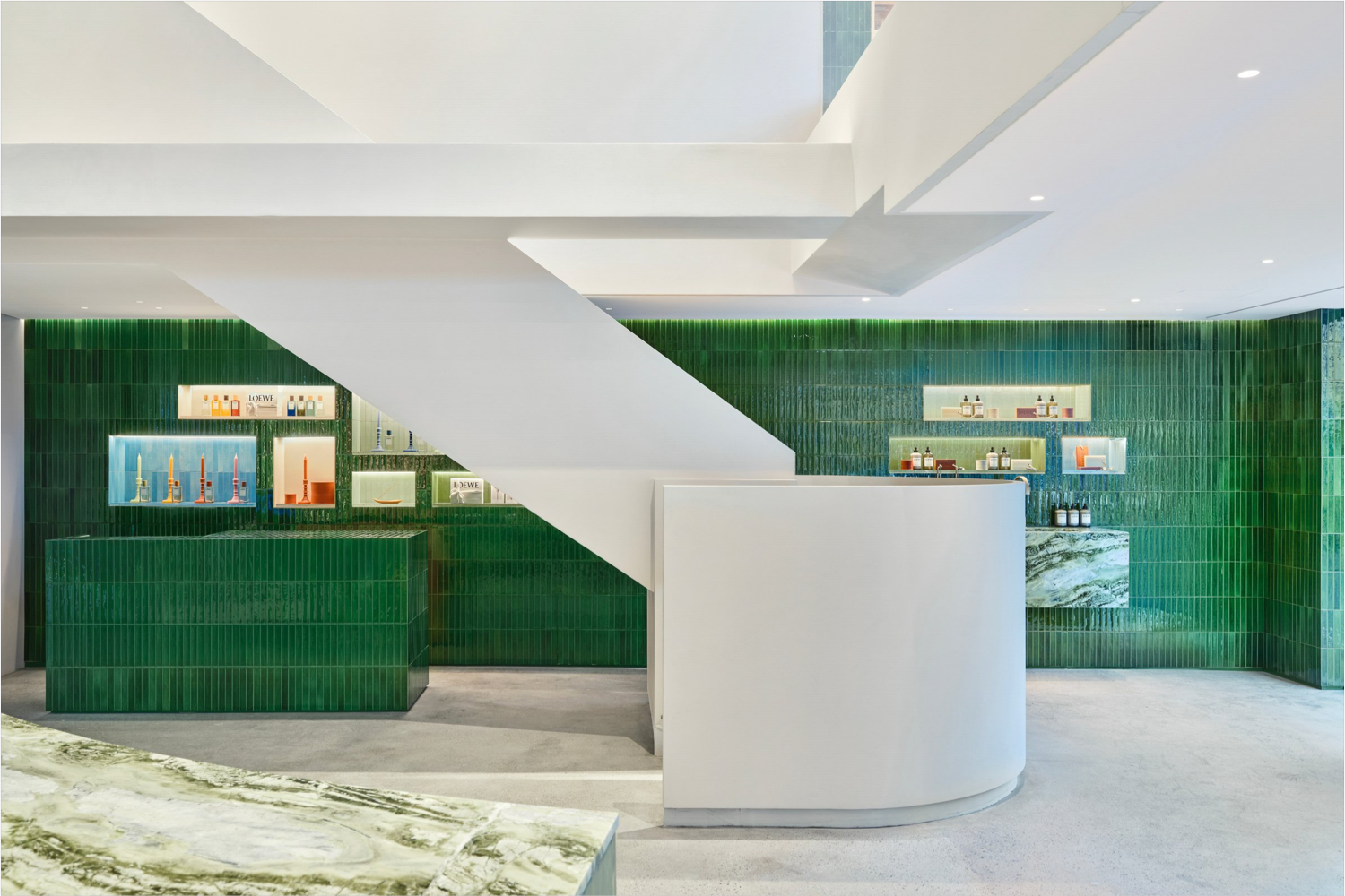LOEWE香水独立店丨韩国首尔丨LOEWE马德里内部设计团队-6