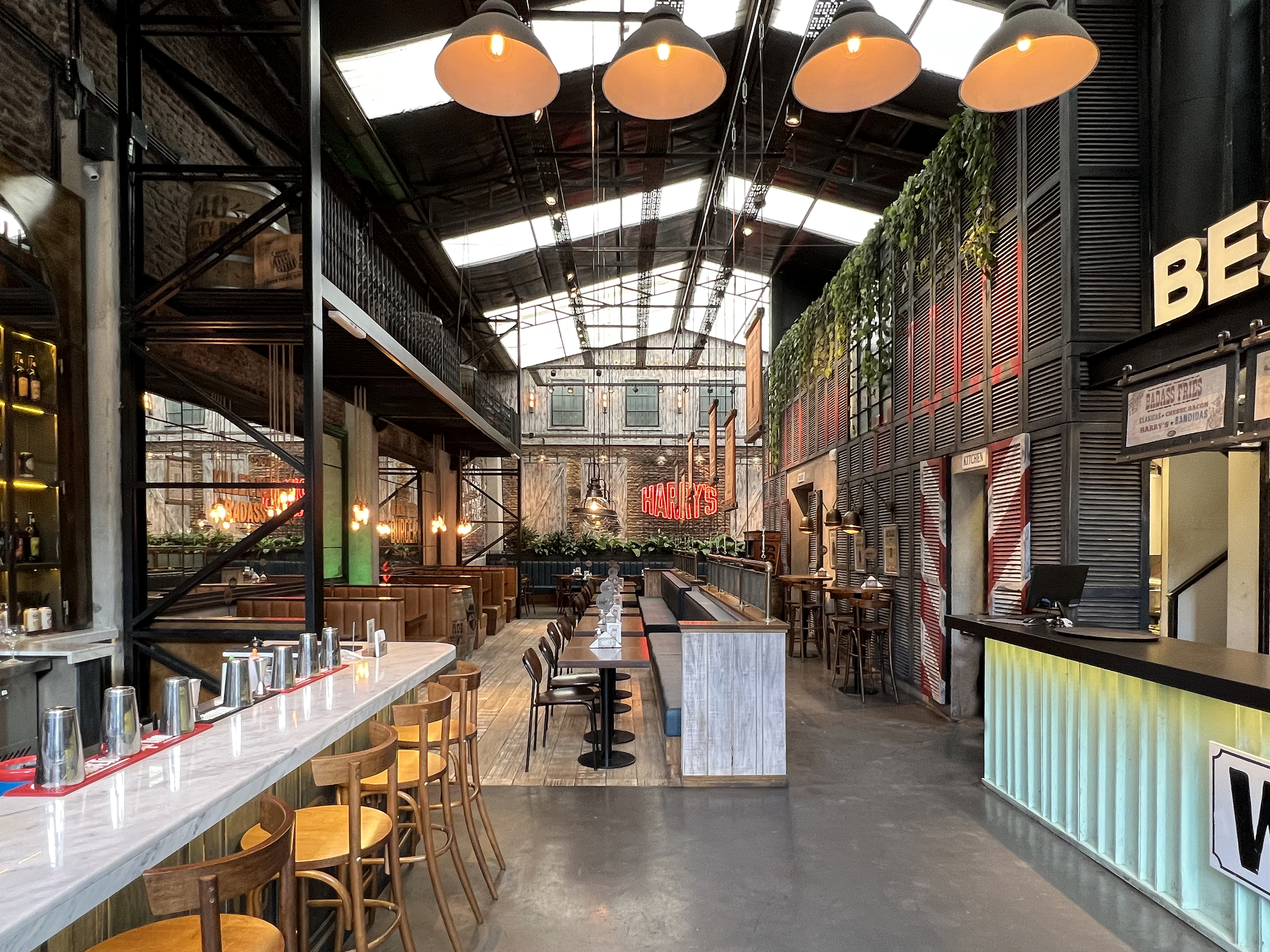 HARRY'S BURGERS 室内及商业店面设计丨阿根廷布宜诺斯艾利斯丨@estudiocoresarquitectos-0