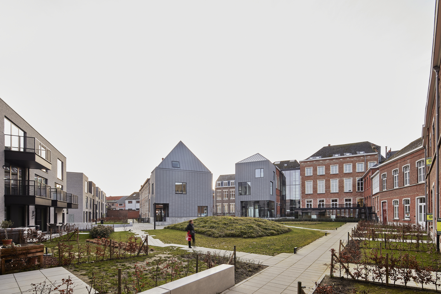 比利时 Immac²混合用途建筑-12