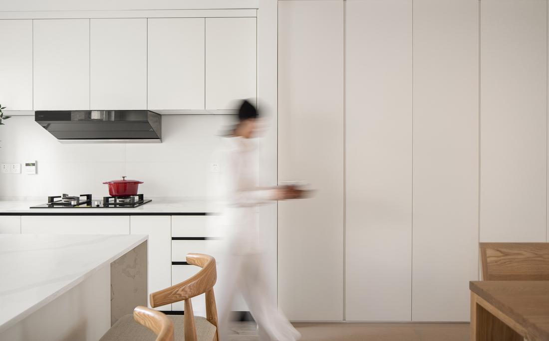 刘姥姥的家 · 极简压力真空地带的温馨设计-32