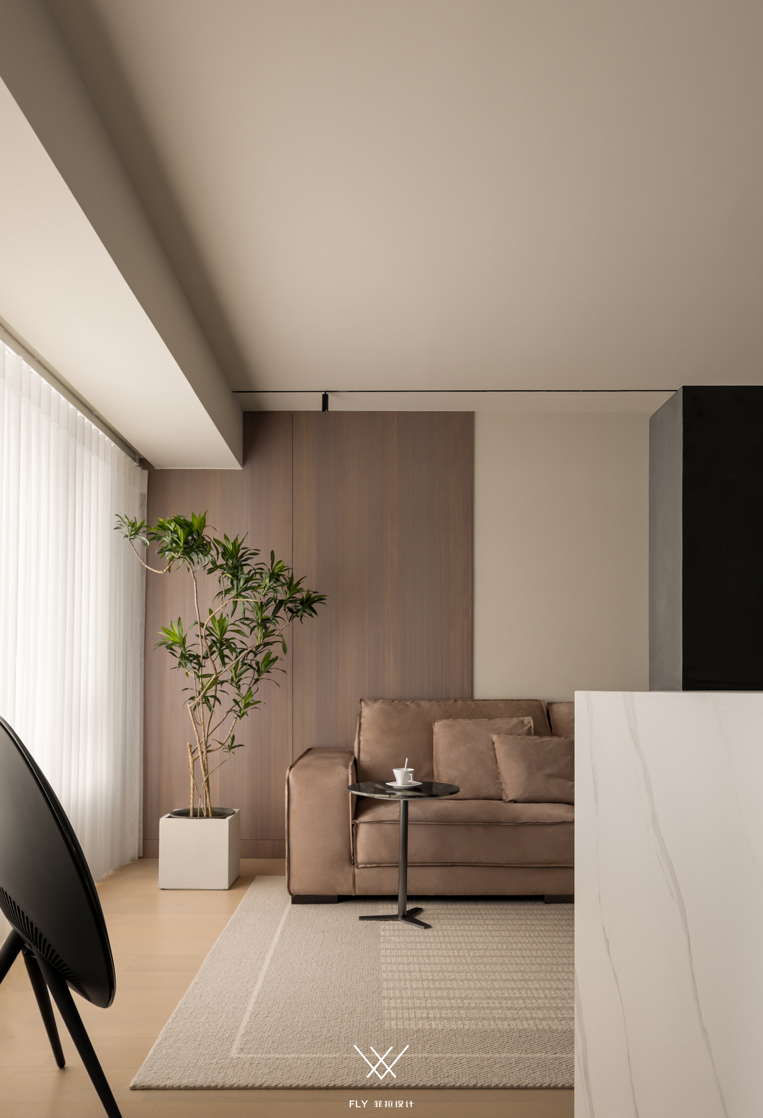 独居者的自由空间 · 开放式客厅与餐厨区的创新设计-15