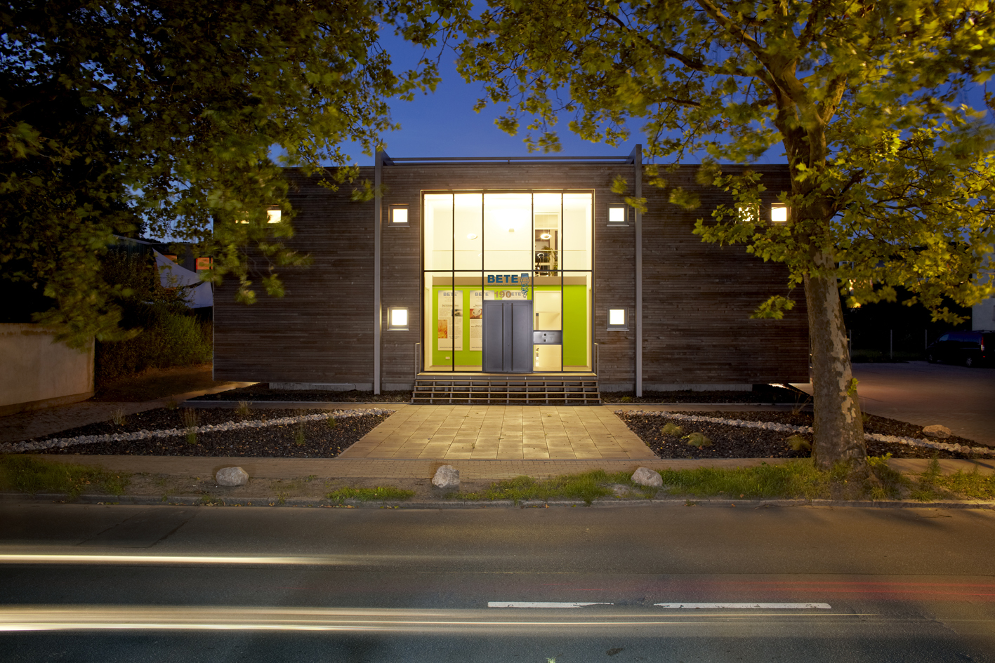 贝特德国办公室设计展现简约风格-1