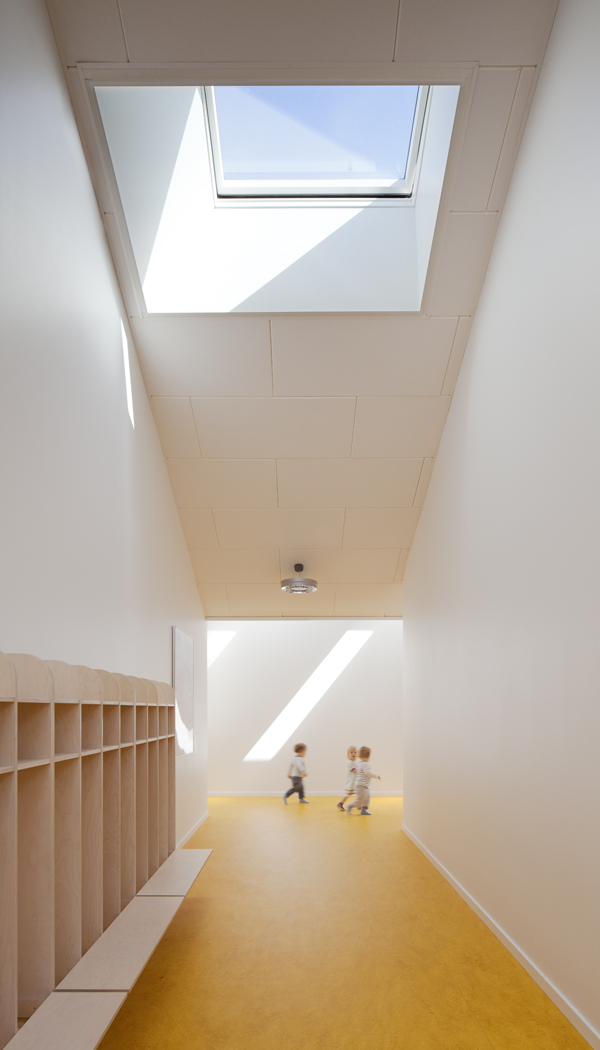 莱恩斯太阳堡幼儿园，丹麦 / 威卢克斯天窗 -68