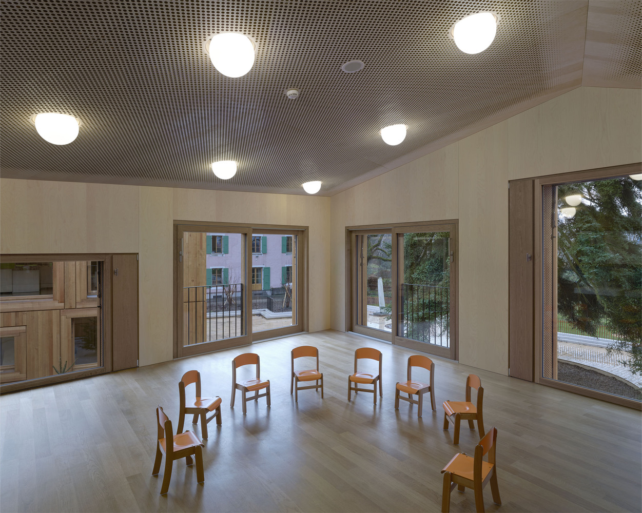 瑞士森林中的幼儿园-42