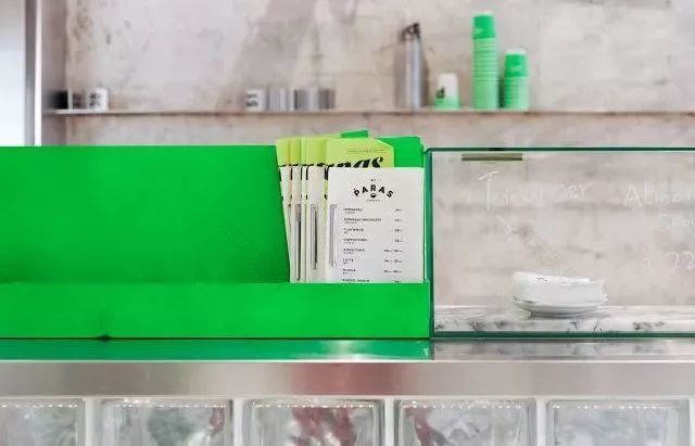 PARAS Coffee | 工业风中的美学空间-30