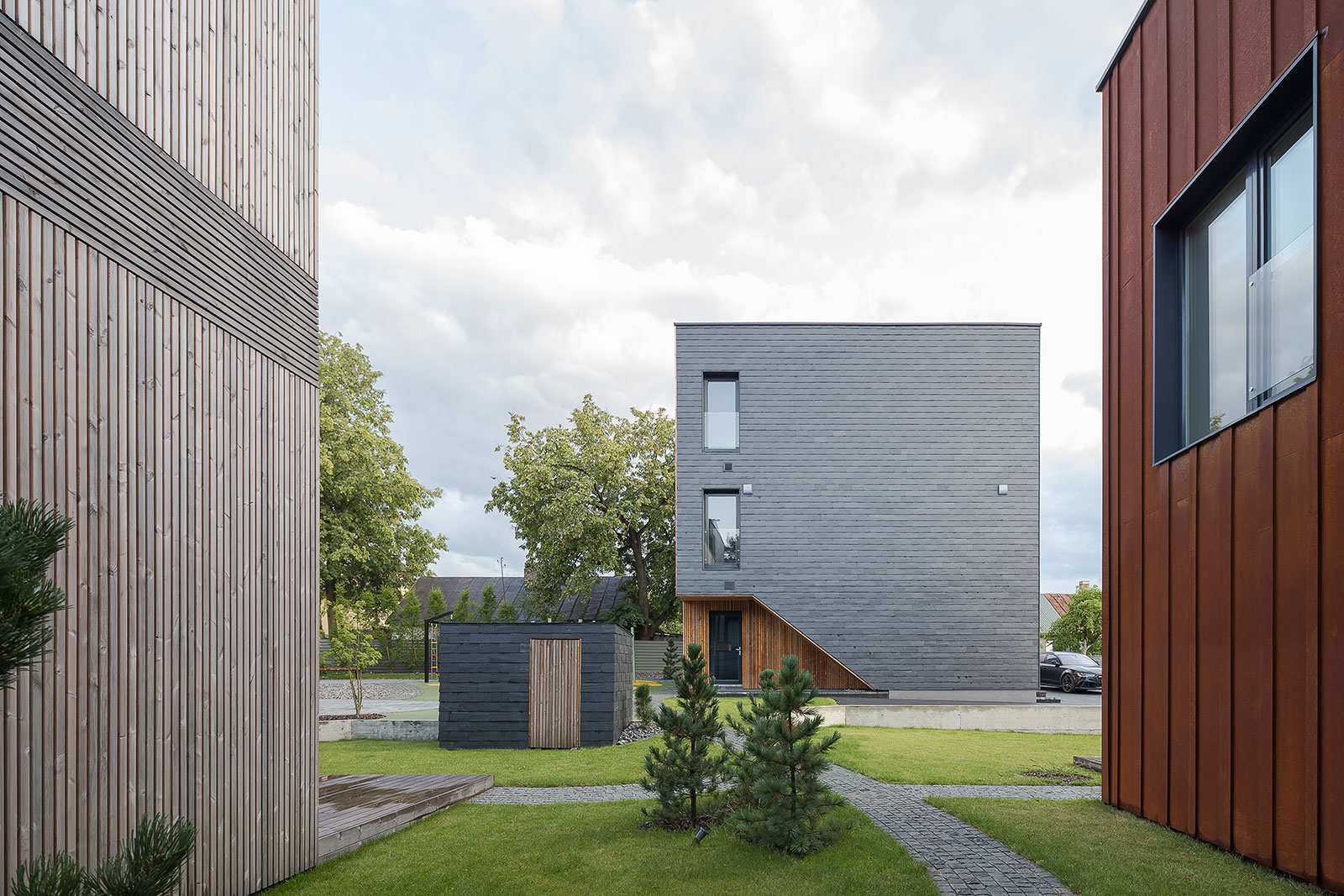 PRIVATE MULTI STOREY APARTMENTS IN KAUNAS | NEBRAU-33