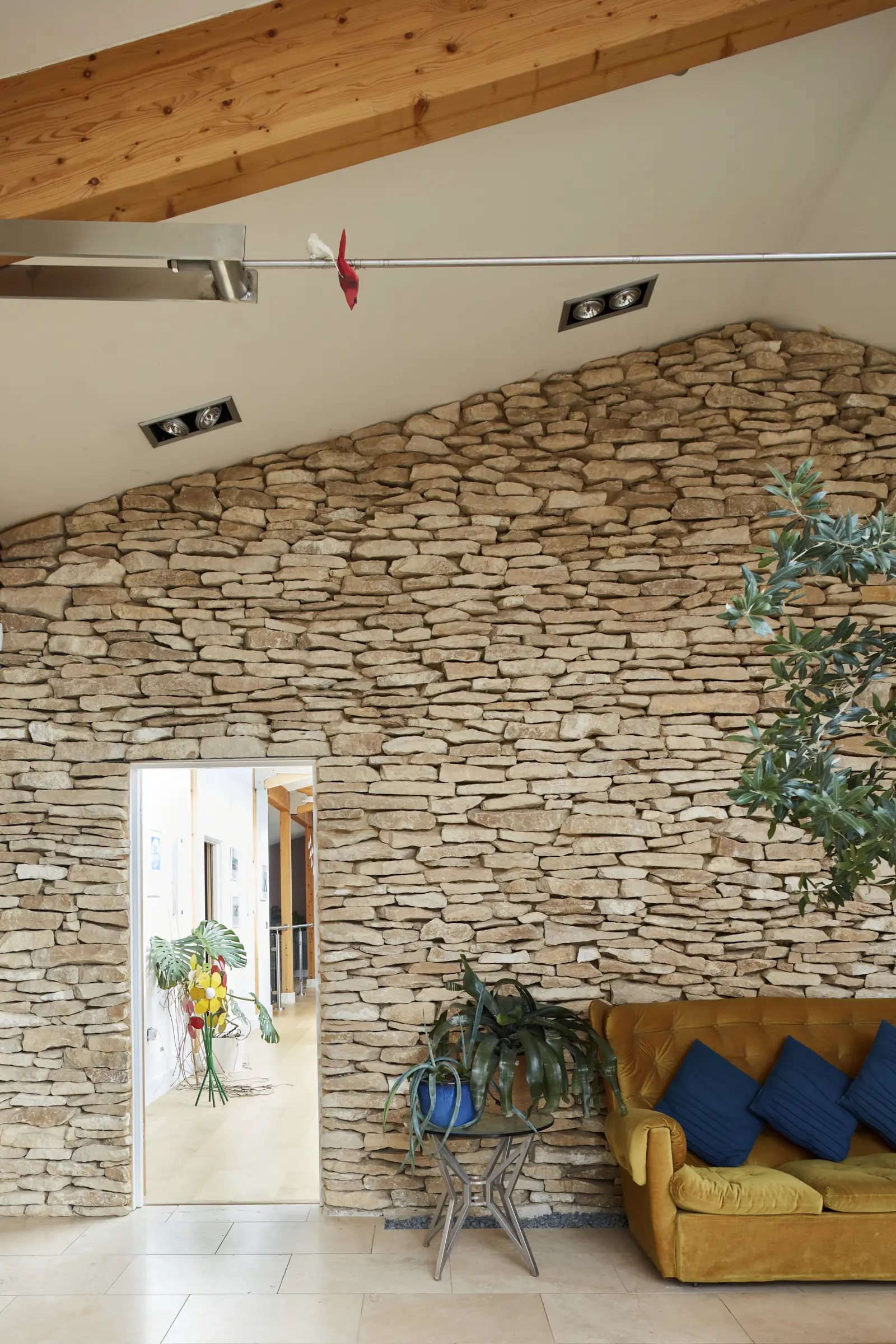 英国乡村玻璃墙别墅设计-5