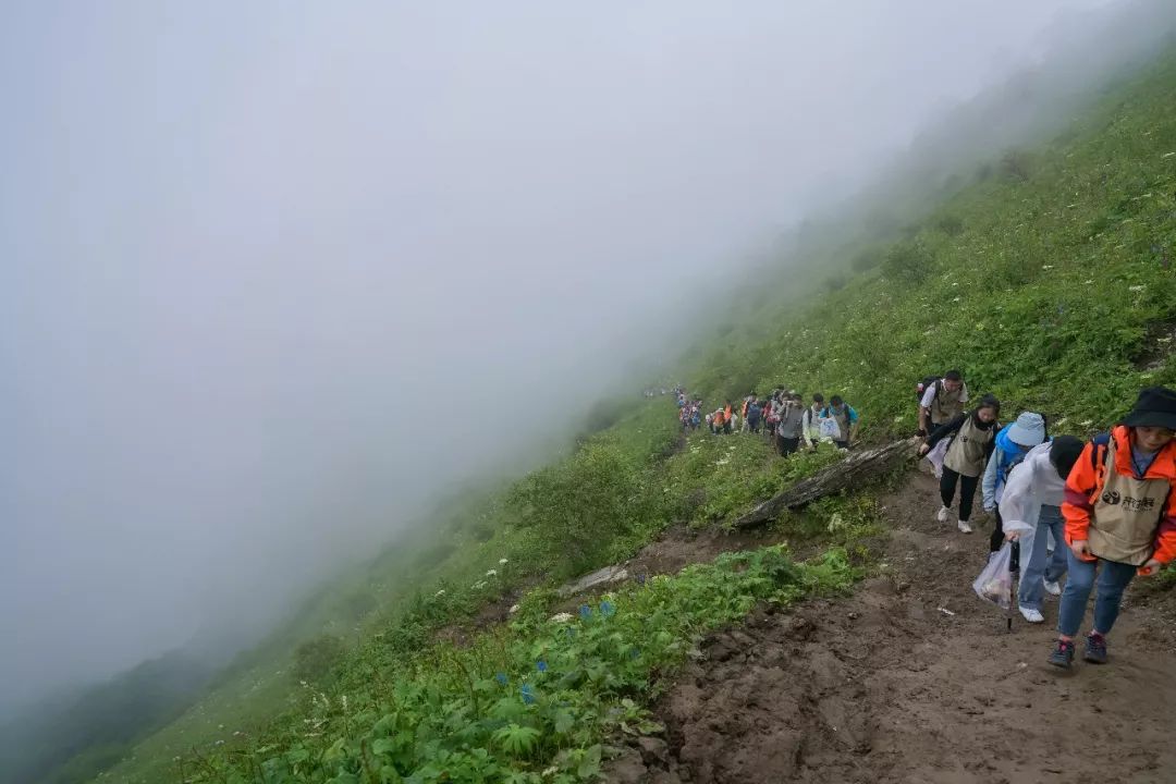 乐梵乐游阿坝徒步团建——挑战与互助的旅程-68