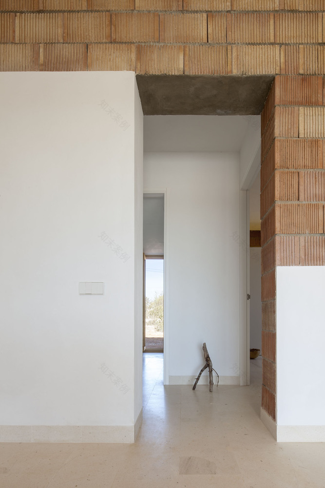 Small House on the Fabulous Island of Fomentera Designed by Marià Castelló-43