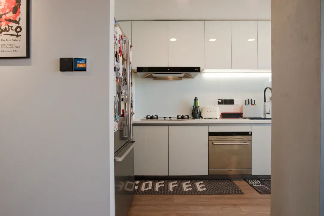 现代简约之家 · 舒适与趣味的完美融合丨王作方-48