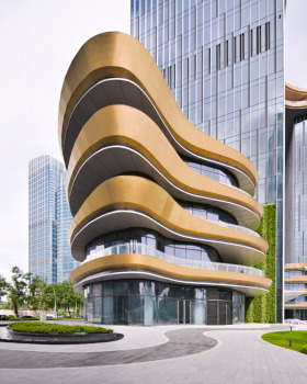 横琴铁建广场丨中国珠海丨Aedas