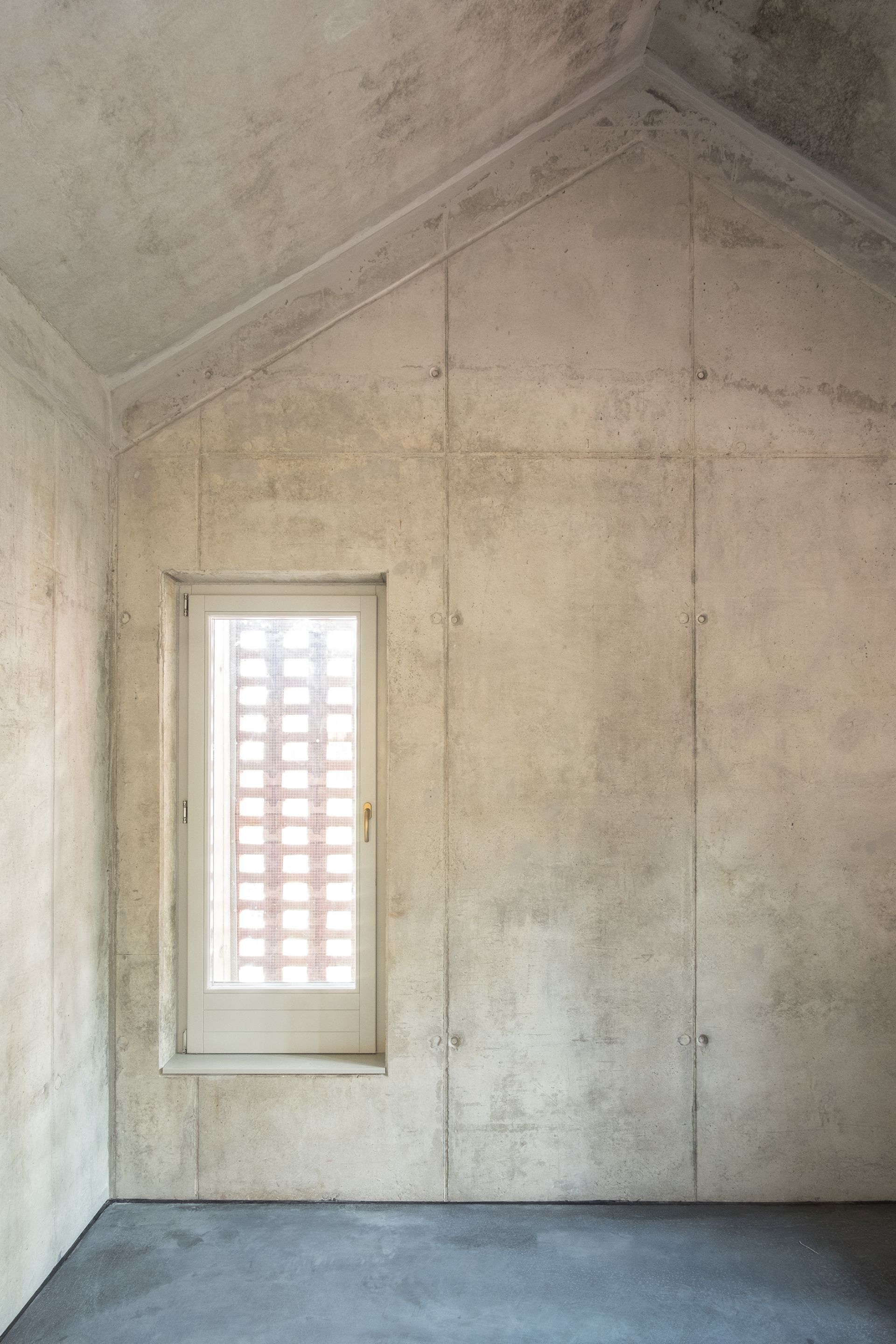 路德教会殡仪馆礼拜堂丨罗马尼亚克卢日纳波卡丨TEKTUM-38