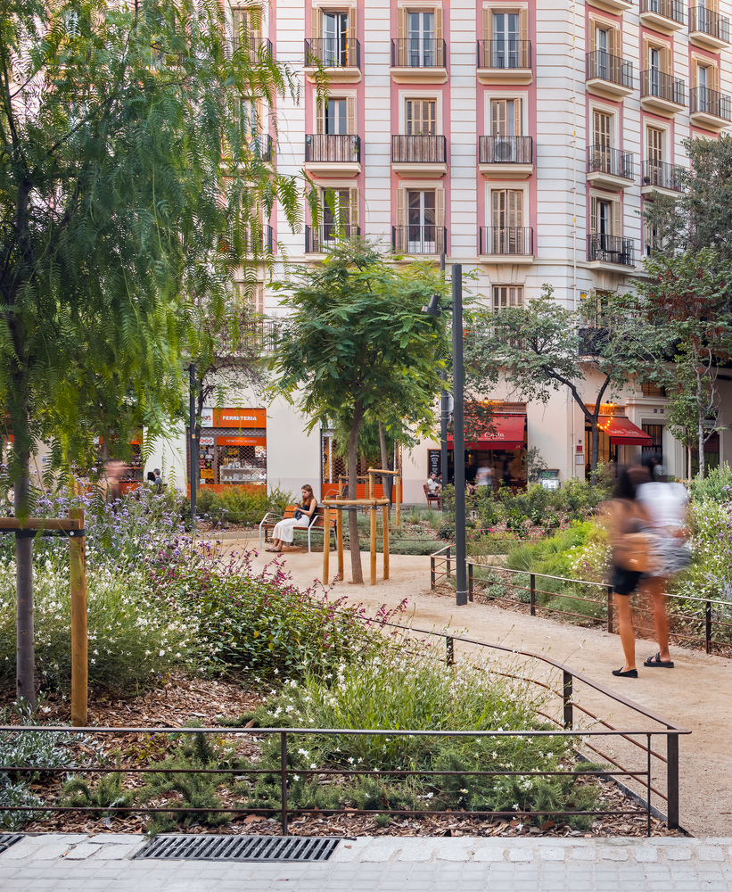 Rocafort花园广场和Comte D'Ègara林荫道再城市化项目丨西班牙巴塞罗那丨08014 arquitectura事务所-7