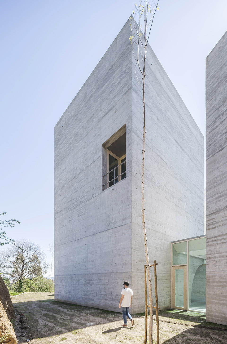 罗马风格艺术展示中心,葡萄牙 / spaceworkers-17