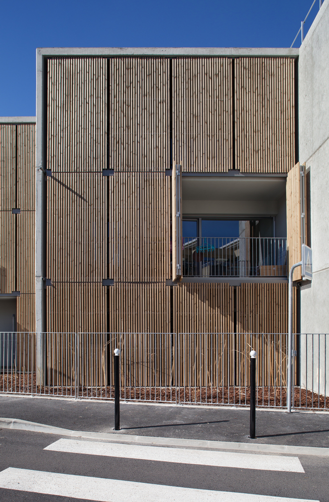 融合绿意的法国 Mouans·Sartou· 社会住宅与商铺设计-42