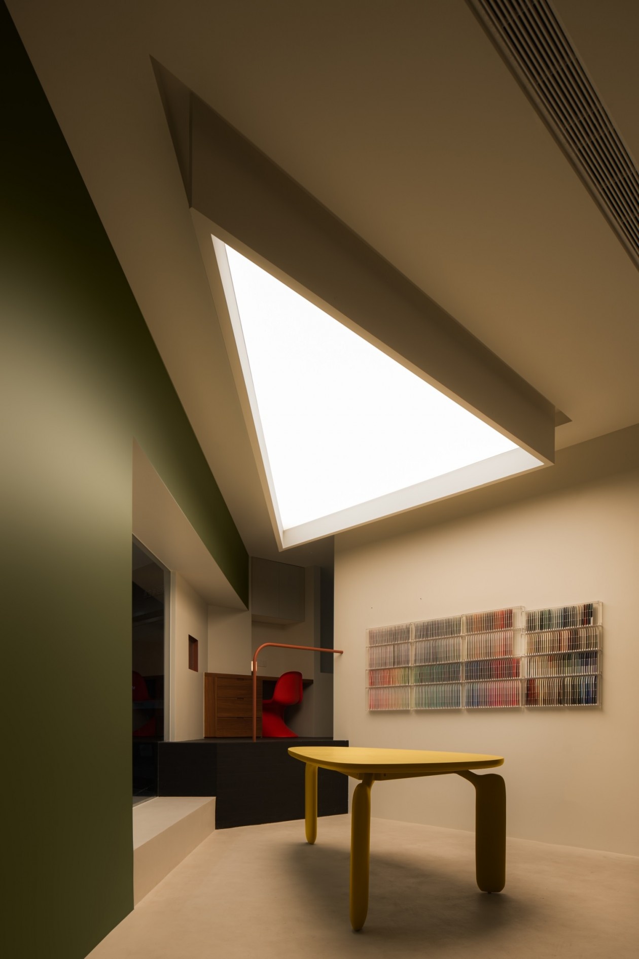 本杰明摩尔涂料展厅丨中国浙江丨陌野设计-13