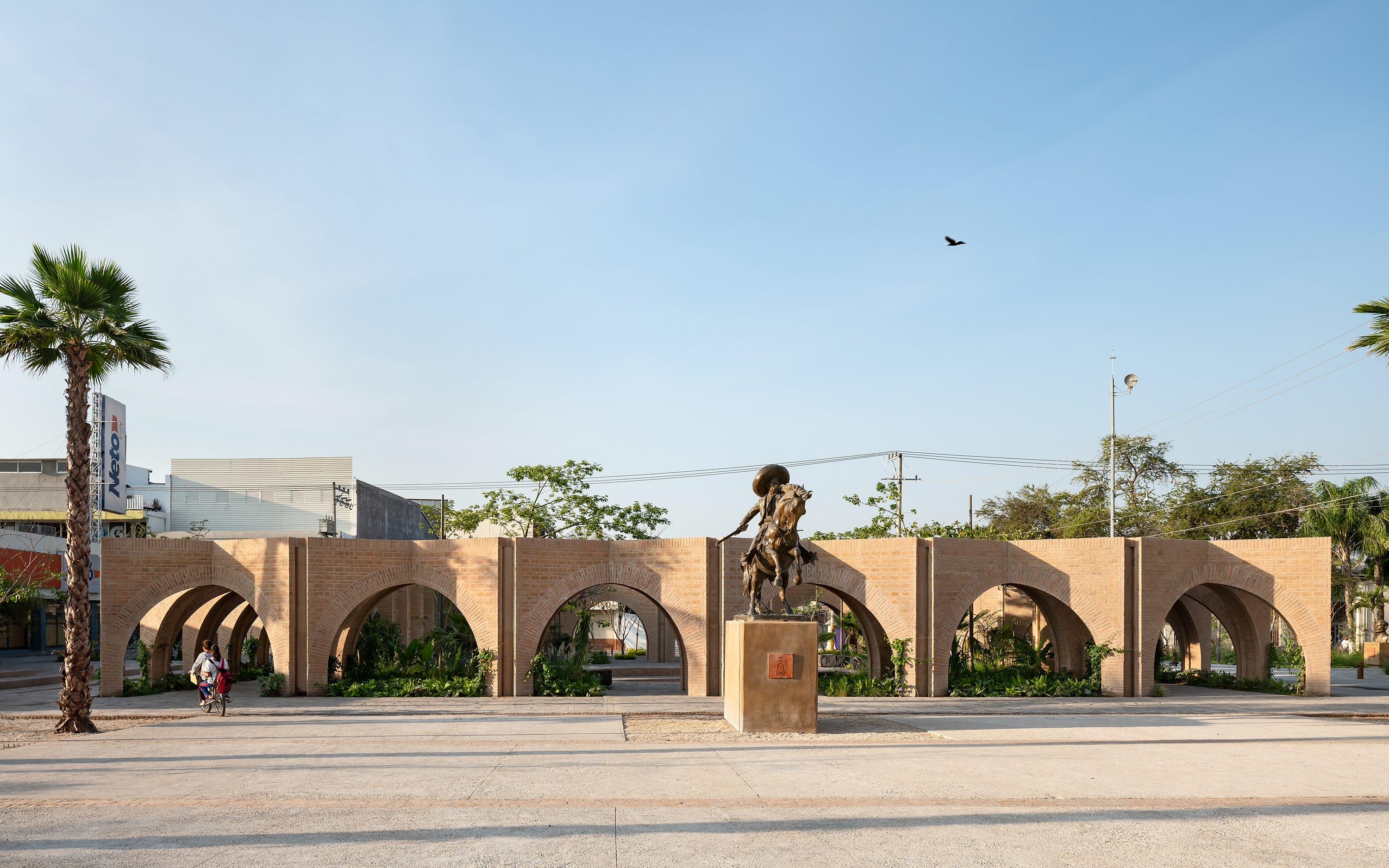 JARDINES CENTRALES DE JOJUTLA Estudio MMX-21